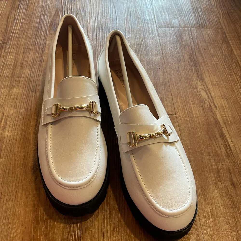 White pleather chunky loafers - Picture 2 of 3